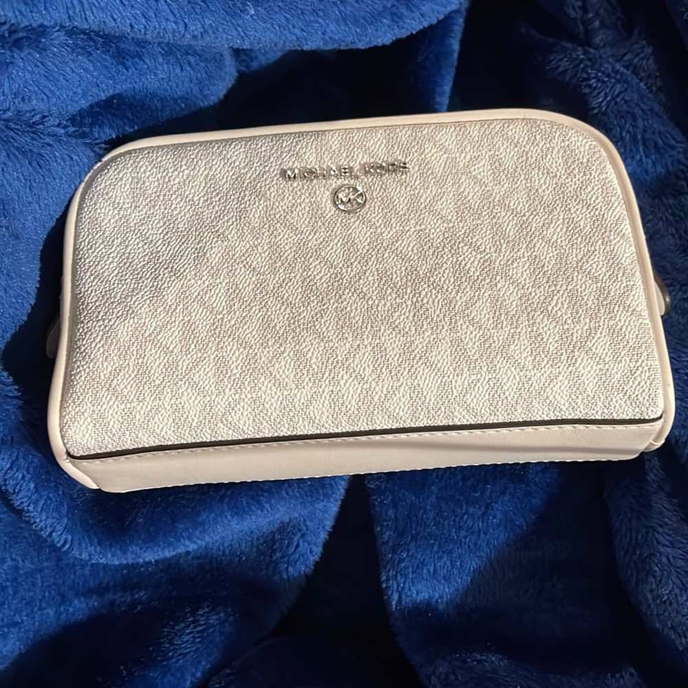 New small mk cosmetic bag